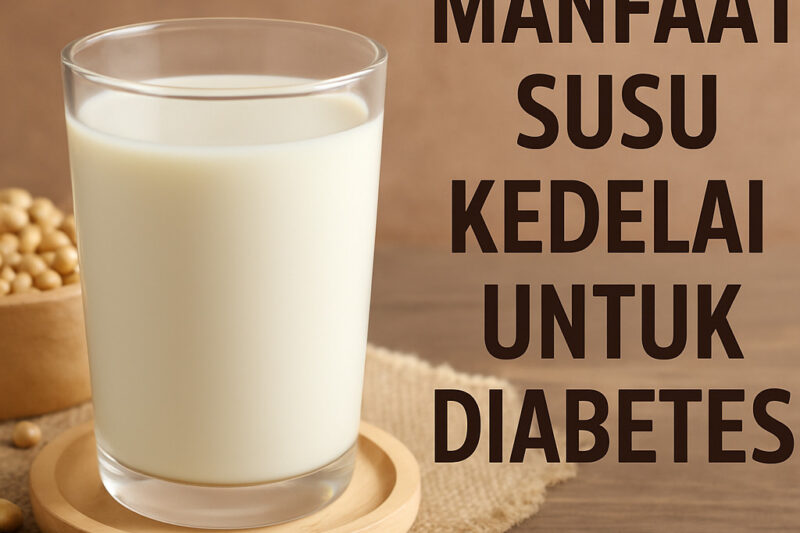 Segelas susu kedelai dan semangkuk kedelai di atas meja kayu.